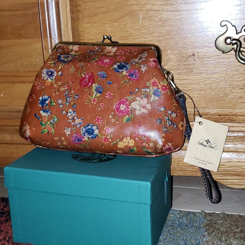 Patricia Nash Tan Prairie Rose Savena